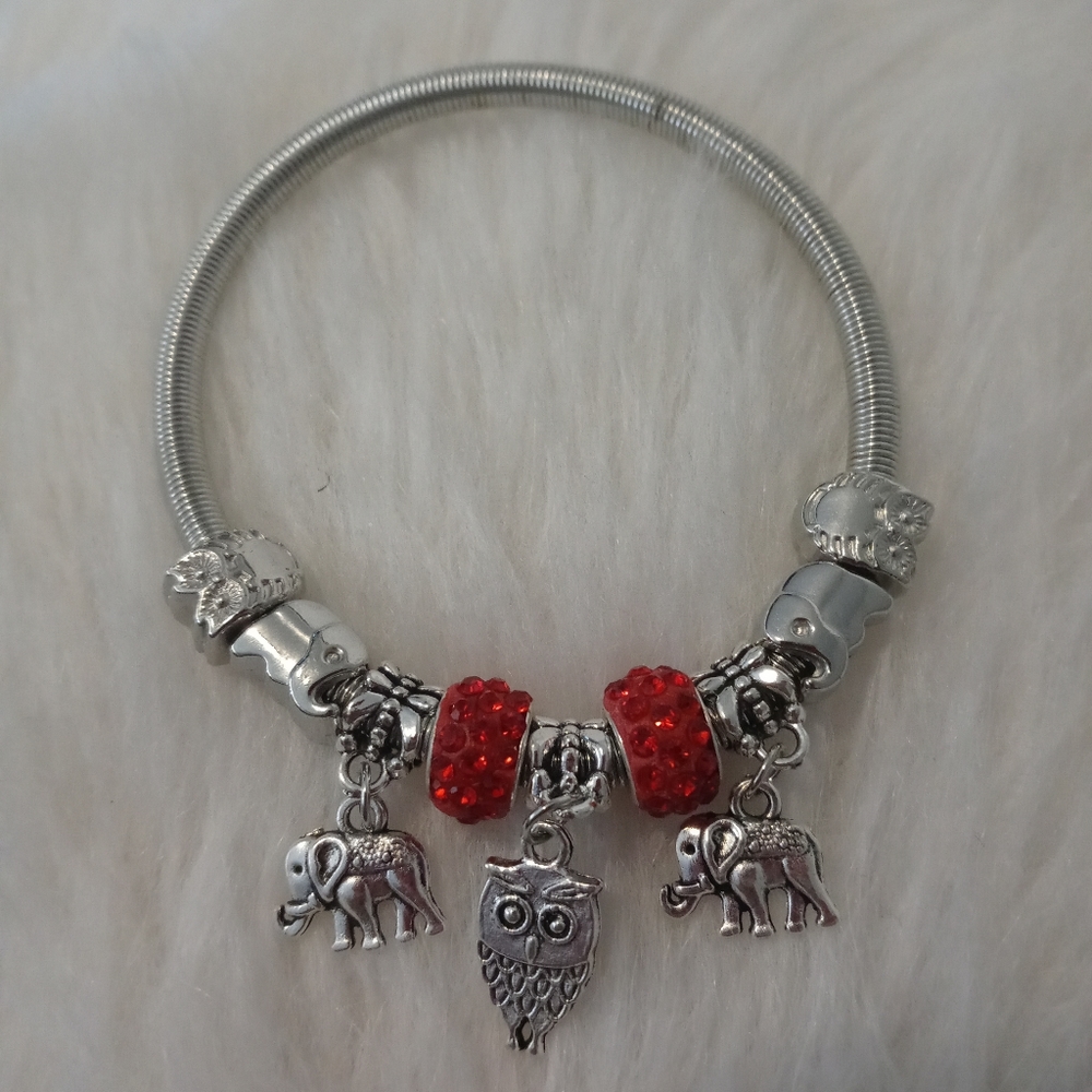 Charm bracelet